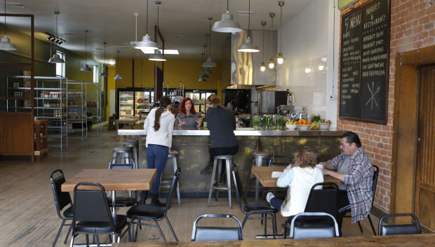 5 Points Market and Restaurant